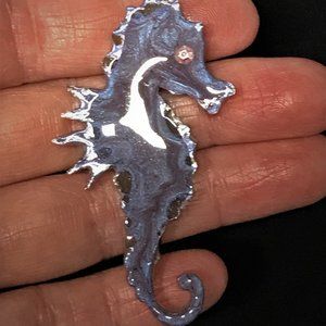 NWOT Resin Seahorse Necklace, Ocean Art